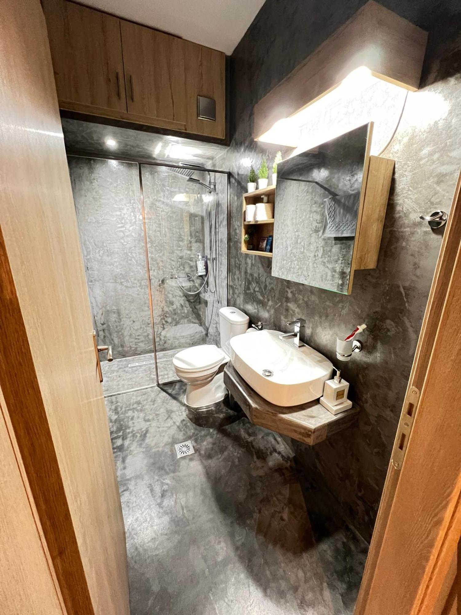 Modern Apartment In The Heart Of The City Dedeağaç Dış mekan fotoğraf