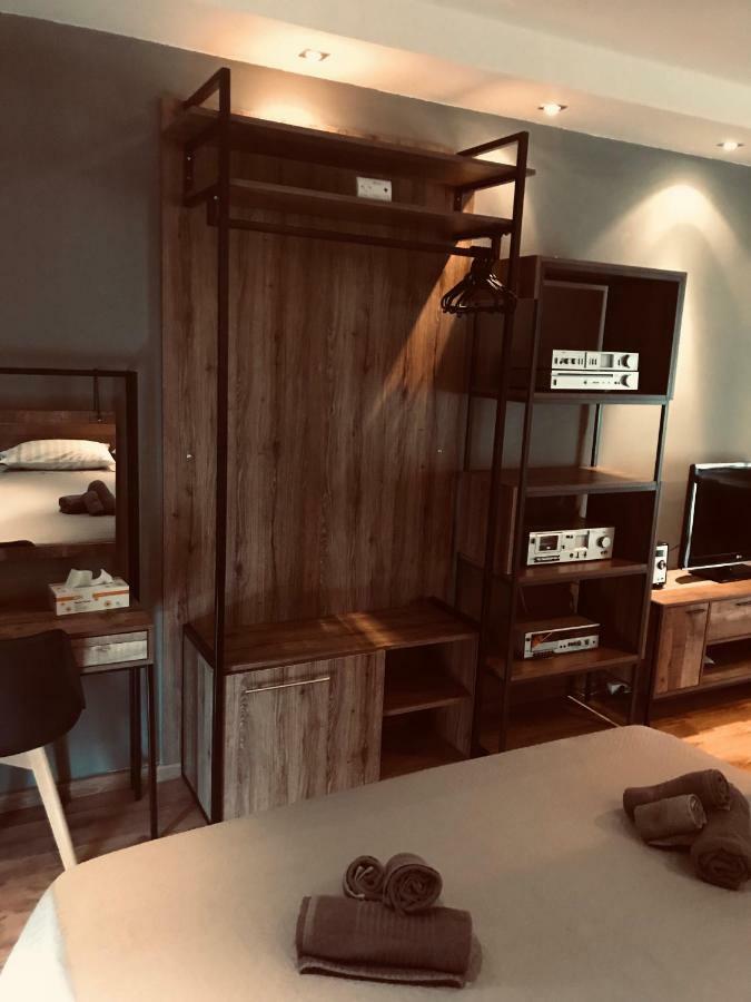 Modern Apartment In The Heart Of The City Dedeağaç Dış mekan fotoğraf